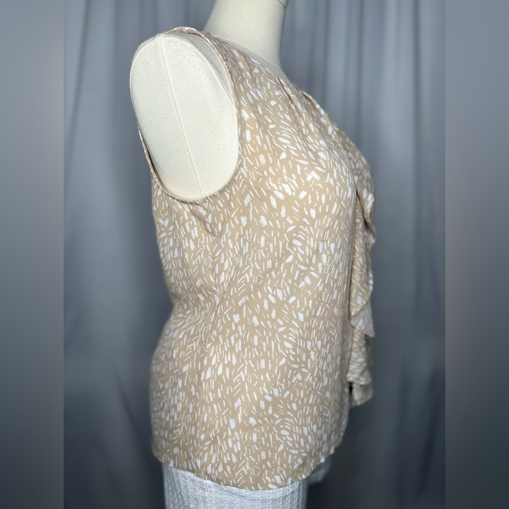 Covington Petite Beige Abstract Print Sleeveless Ruffle Front Blouse XL (1121) - Picture 6 of 14